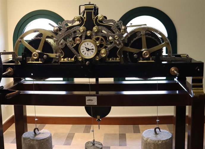 Restauración del reloj.