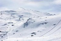 Sierra Nevada abre pistas de forma progresiva sólo para esquiadores