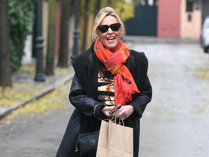 Archivo - Lydia Lozano sale de casa, a 12 de diciembre de 2022, en Madrid (España).    José Oliva / Europa Press