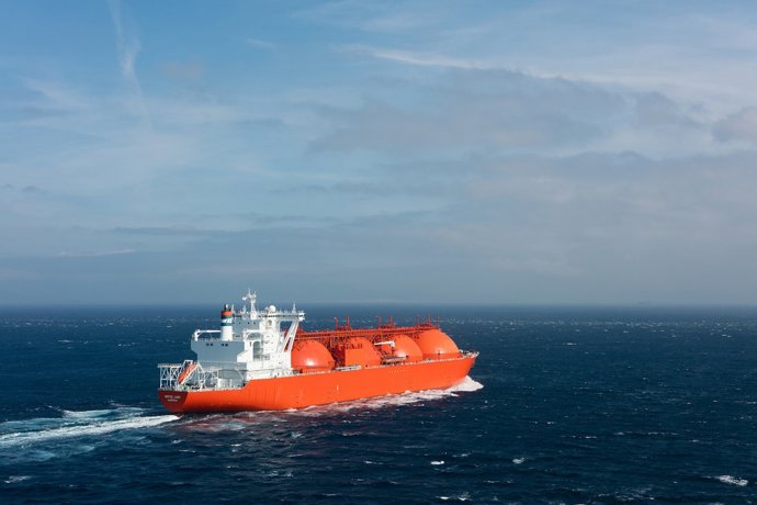 Archivo - Barco de transporte de gas (GNL)