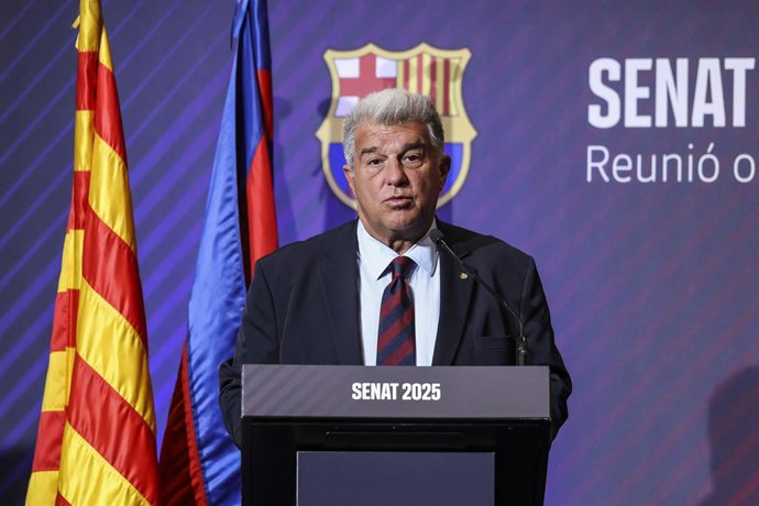 Archivo - Arquivo - Joan Laporta, presidente do FC Barcelona, durante a Reunião Ordinária do Senado 2025 do FC Barcelona, no Auditori 1899, em 18 de junho de 2025, em Barcelona, Espanha.