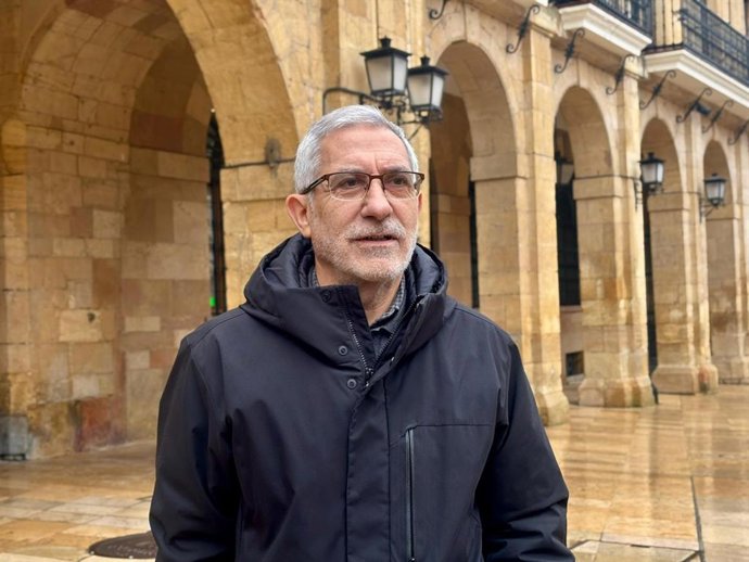 El portavoz de IU-Convocatoria por Oviedo, Gaspar Llamazares