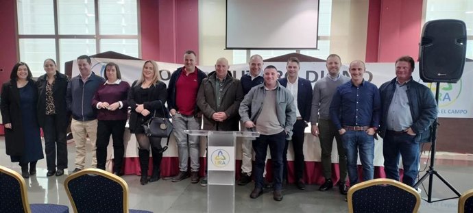 La nueva directiva durante el Congreso celebrado este sábado.