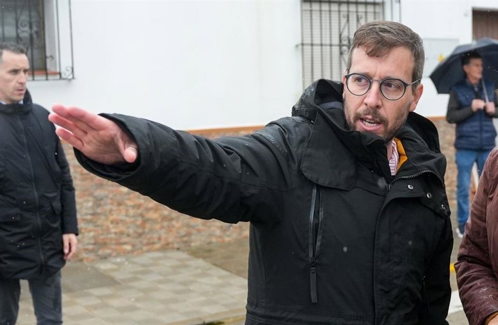 El subdelegado del Gobierno, en la visita realizada a El Palmar, uno de los municipios más afectados por las consecuencias del temporal.