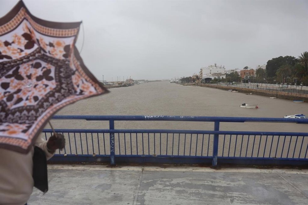 El río Guadalete a su paso por El Puerto de Santa María este sábado 7 de febrero.