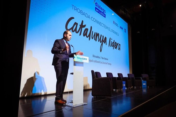 El conseller de la Presidencia, Albert Dalmau, durante las jornadas en Tremp (Lleida)