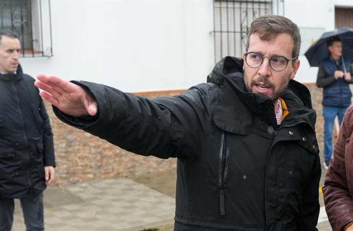 El subdelegado del Gobierno, en la visita realizada a El Palmar, uno de los municipios más afectados por las consecuencias del temporal.