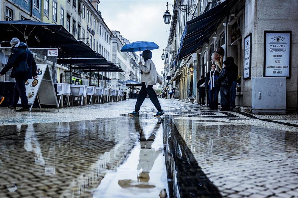 Archivo - Imagen de archivo de una tormenta en Lisboa (Portugal)
