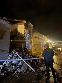 Rescatado un hombre atrapado tras el derrumbe de su vivienda en Sorihuela de Guadalimar (Jaén)