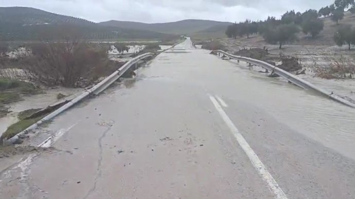 Imagen de archivo de una carretera autonómica inundada