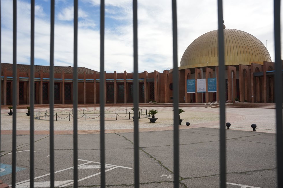 Vista general del Palacio de Congresos y Exposiciones de Sevilla (Fibes)