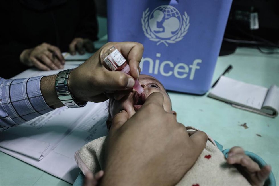 Archivo - Campaña de vacunación de UNICEF en la Franja de Gaza