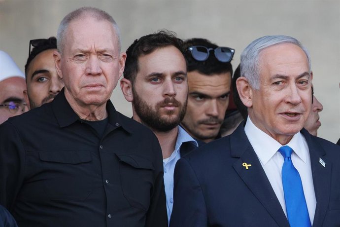 Archivo - Yoav Gallant con Benjamin Netanyahu 