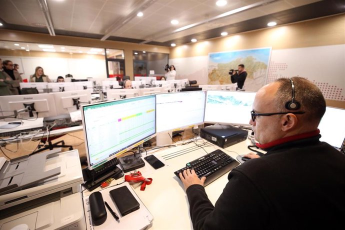 Archivo - El 112 abre sus puertas del 11 al 13 de febrero por el Día Europeo del Teléfono de Emergencias