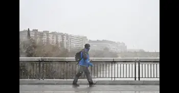 Hasta 19 provincias y Ceuta mantendrán mañana los avisos por lluvias, nieve, viento, deshielo y oleaje