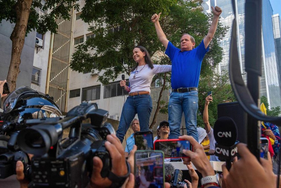Archivo - María Corina Machado en una imagen de archivo junto a Juan Pablo Guanipa