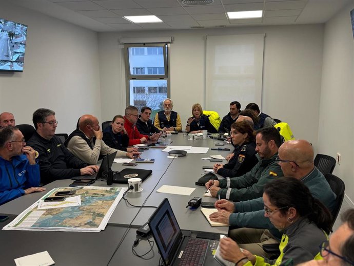 La reunión del Cecop del Ayuntamiento de Jerez (Cádiz) mantenida en la tarde del domingo, 8 de febrero, con la que han participado del secretario general de Interior, David Gil, y la delegada del Gobierno en Cádiz, Mercedes Colombo.