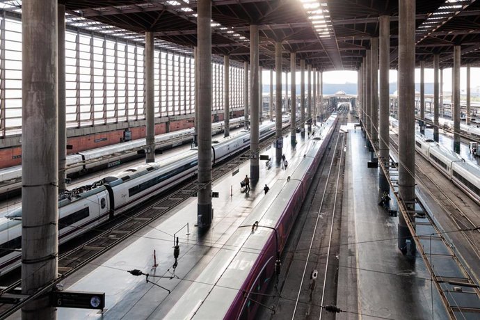 Archivo - La estación de tren de Atocha, a 21 de octubre de 2024, en Madrid (España)