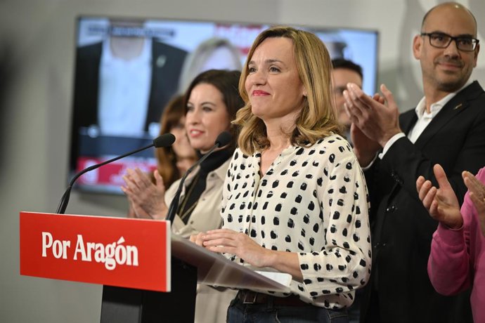 La candidata del PSOE a la Presidència al Govern d'Aragó, Pilar Alegria, en roda de premsa