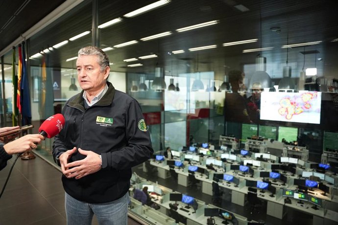 El consejero de Sanidad, Presidencia y Emergencias de la Junta de Andalucía, Antonio Sanz