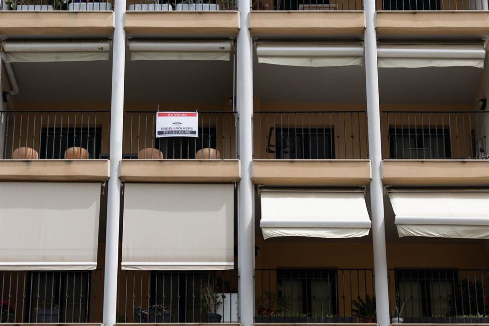 Archivo - Una vivienda en venta.