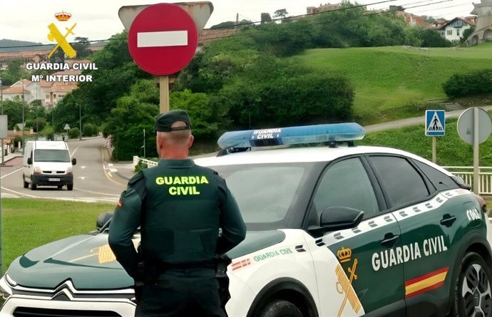 Patrulla de la Guardia Civil