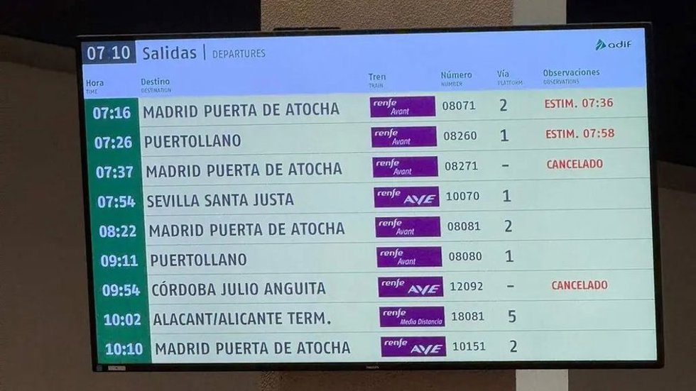 Panel de salidas y llegadas de Ciudad Real.