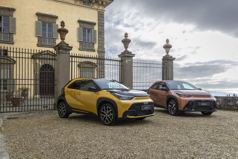 Toyota Aygo X Cross Hybrid
