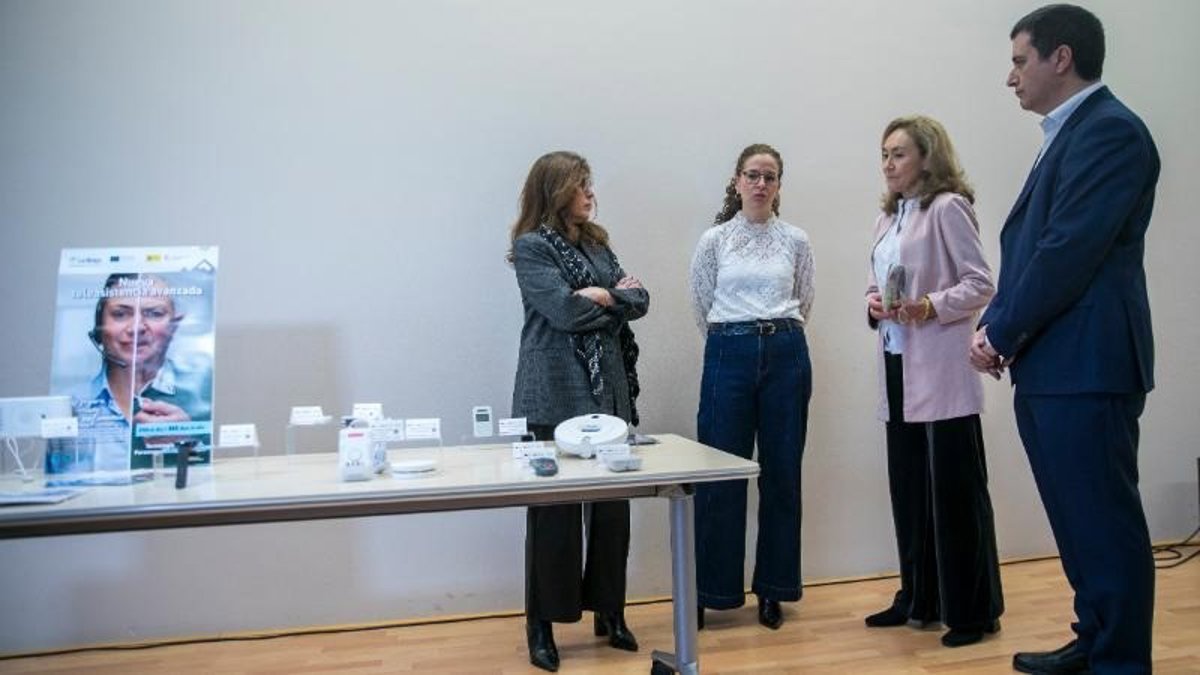 Gobierno riojano moderniza el Servicio de Teleasistencia y amplía su cobertura para reforzar la autonomía y seguridad