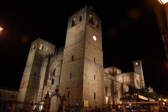 Archivo - Catedral de Sigüenza.