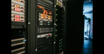 Aumentan en Estados Unidos los estados que buscan pausar el desarrollo de nuevos centros de datos