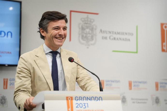 Archivo - El portavoz del equipo de gobierno local de Granada, Jorge Saavedra, en imagen de archivo