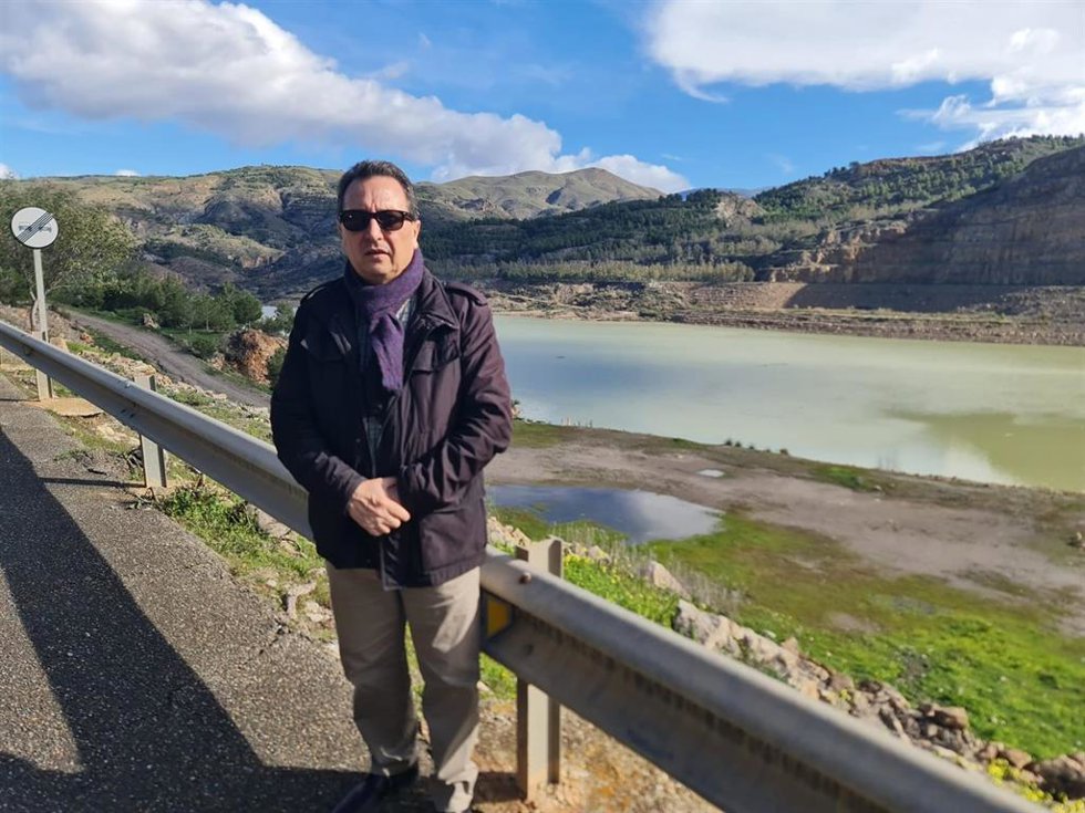 El portavoz de la Mesa del Agua de Almería, José Antonio Fernández.