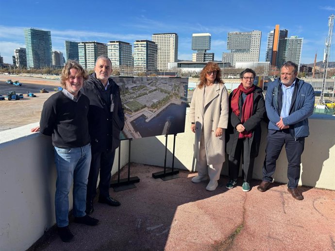 Escudé, Collboni, Bonet i Buhigas en la presentació de la plataforma marina del Fòrum