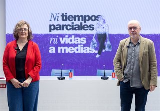 El secretario general de CCOO, Unai Sordo y la secretaria confederal de Mujeres e Igualdad, Carolina Vidal, durante la presentación del informe 'La brecha salarial de género, síntoma de la desigualdad estructural'