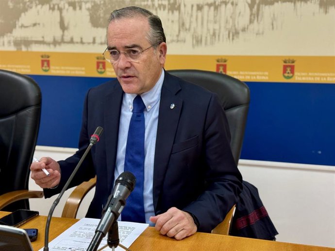 El alcalde de Talavera, José Julián Gregorio