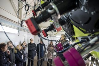 El consejero de Universidad, Investigación e Innovación de la Junta en Almería, José Carlos Gómez Villamandos, visita el observatorio astronómico de Calar Alto en Gérgal (Almería).