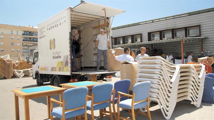 La Fundación Deixalles reutiliza 150 toneladas de objetos y mobiliario de hoteles de Mallorca e Ibiza