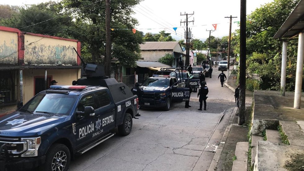 Archivo - Varios vehículos de la Policía mexicana en Sinaloa (archivo)