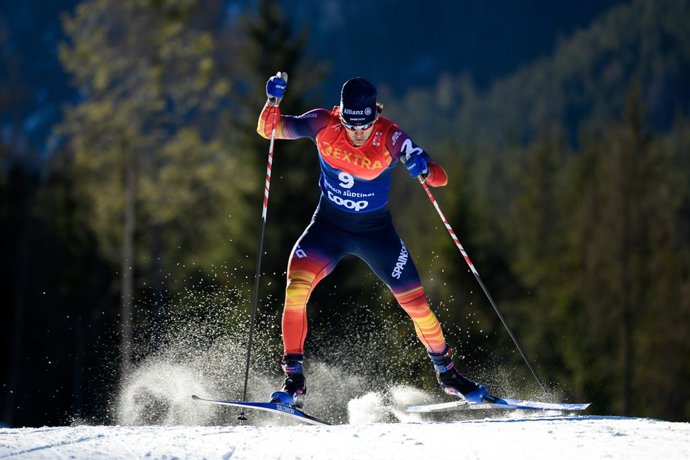 Archivo - December 28, 2025, Toblach, Italy: 251228 Jaume Pueyo of Spain competes in the men's cross-country skiing free technique sprint prologue during the Tour de Ski on December 28, 2025 in Toblach. .Photo: Maxim Thore / BILDBYRÃN / kod MT / MT0929.s