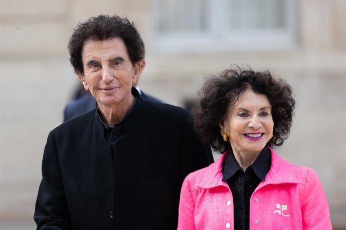 Archivo - El exministro de Cultura de Francia Jack Lang y su esposa, Monique Buczynski