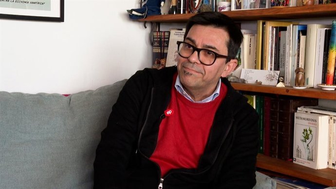 Pisarello en una entrevista de Europa Press