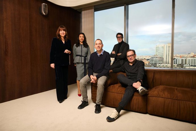 De izquierda a derecha: María Moya, Carolina Miyata, Jorge Martín-Luengo, Agustín Vivancos y Antonio Pasagali.