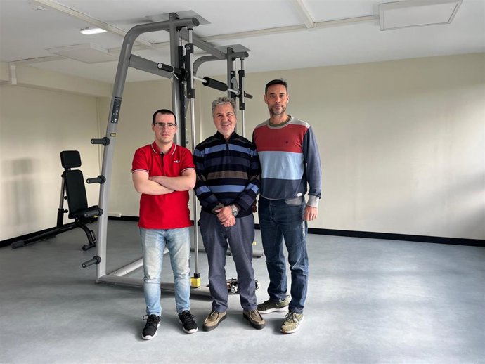 Los  investigadores Marcos Quintana, Miguel del Valle y Hugo Olmedillas.