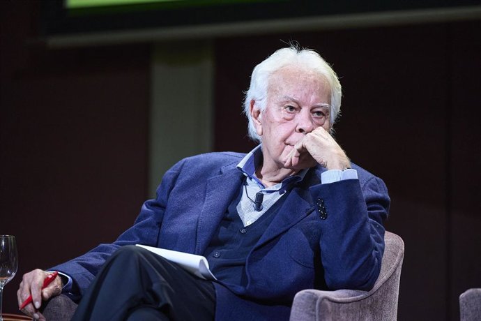 O ex-presidente do Governo Felipe González durante os Desayunos del Ateneo, em 10 de fevereiro de 2026, em Madri (Espanha).