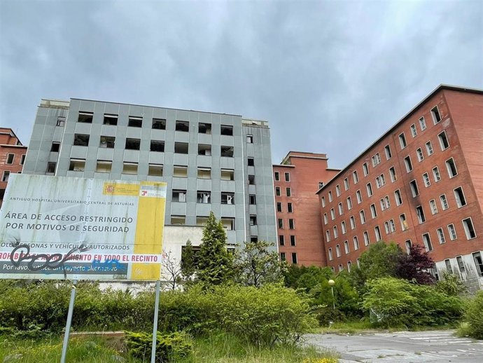 Archivo - Entorno del viejo HUCA.