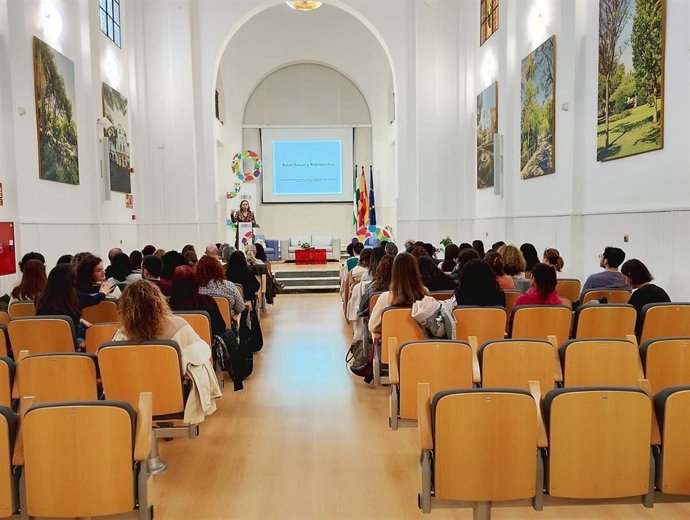 El Distrito Málaga Guadalhorce forma a profesionales de enfermería en salud sexual