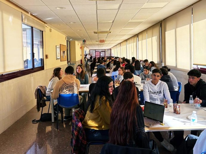 Charla de investigadoras de la Universidad de Sevilla por el Día de la Mujer en la Ciencia.