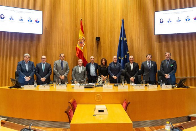 El sector del automóvil pide consenso político y colaboración público-privada para una transición justa