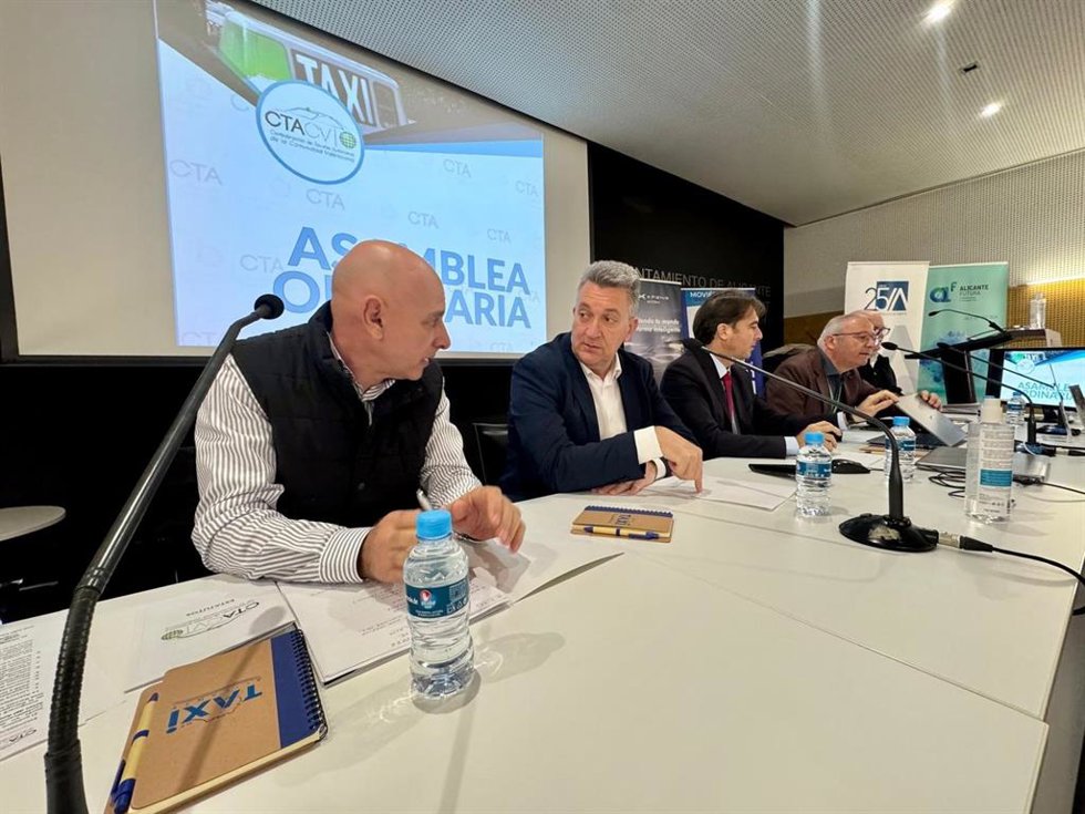 Asamblea de la Confederación de Taxistas Autónomos de la Comunitat